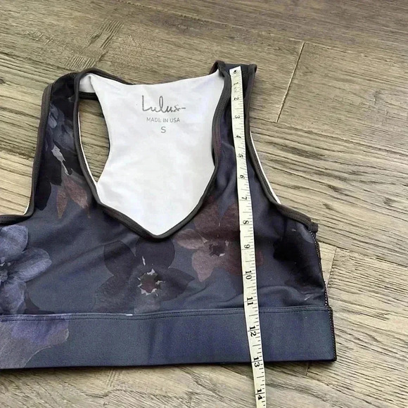 LULUS | Amp it Up Grey Floral Print Low Impact Scoop Neck Sports Bra - Picture 7 of 11